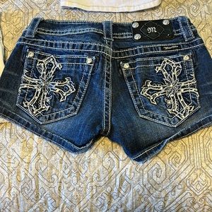 Miss me short size 26 in great condition